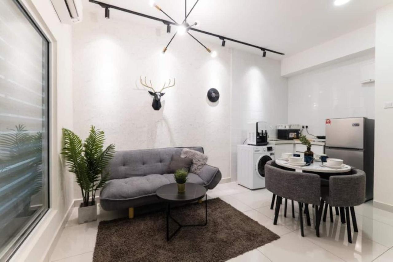 Arte Mont Kiara 3Pax Jacuzzi Pool Gym Near Mitec Matrade Apartment Kuala Lumpur Bagian luar foto