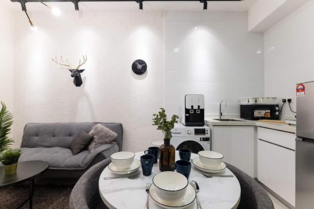Arte Mont Kiara 3Pax Jacuzzi Pool Gym Near Mitec Matrade Apartment Kuala Lumpur Bagian luar foto