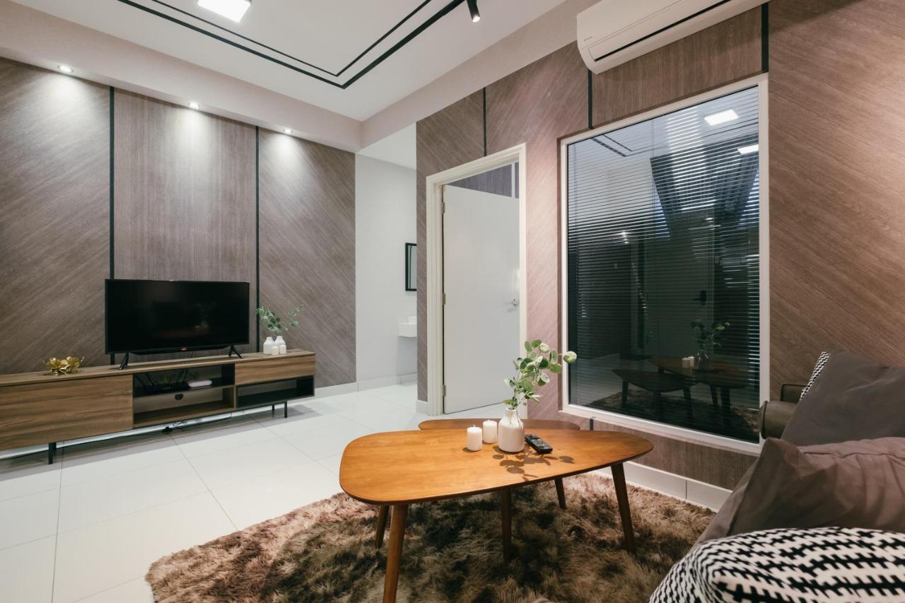 Arte Mont Kiara 3Pax Jacuzzi Pool Gym Near Mitec Matrade Apartment Kuala Lumpur Bagian luar foto